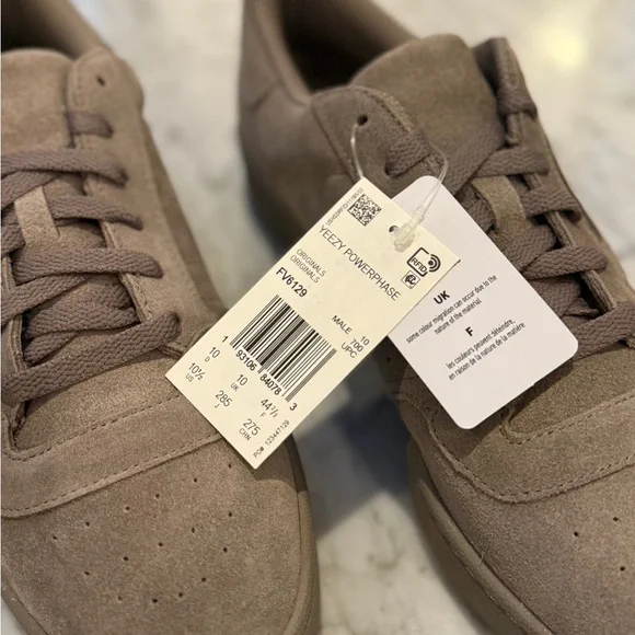 ADIDAS YEEZY Powerphase "Simple Brown" Sneakers (2020) - Picture 3 of 11